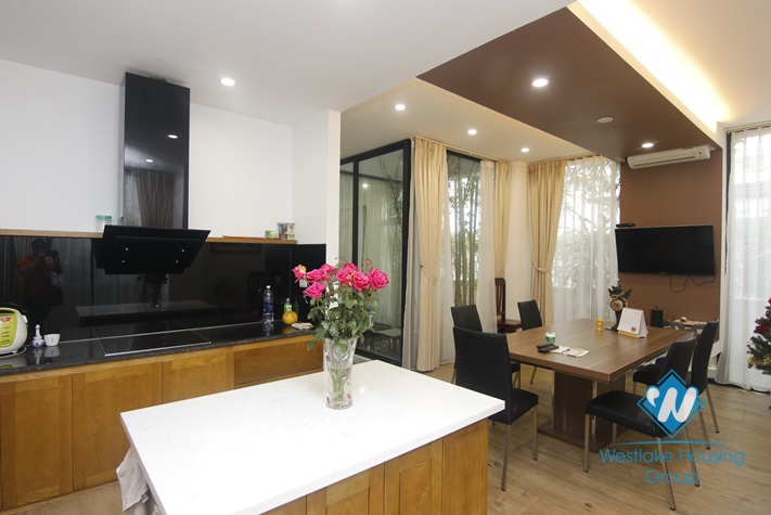 A calm and luxury villa for rent in Vinhome Riverside Long Bien, Hanoi